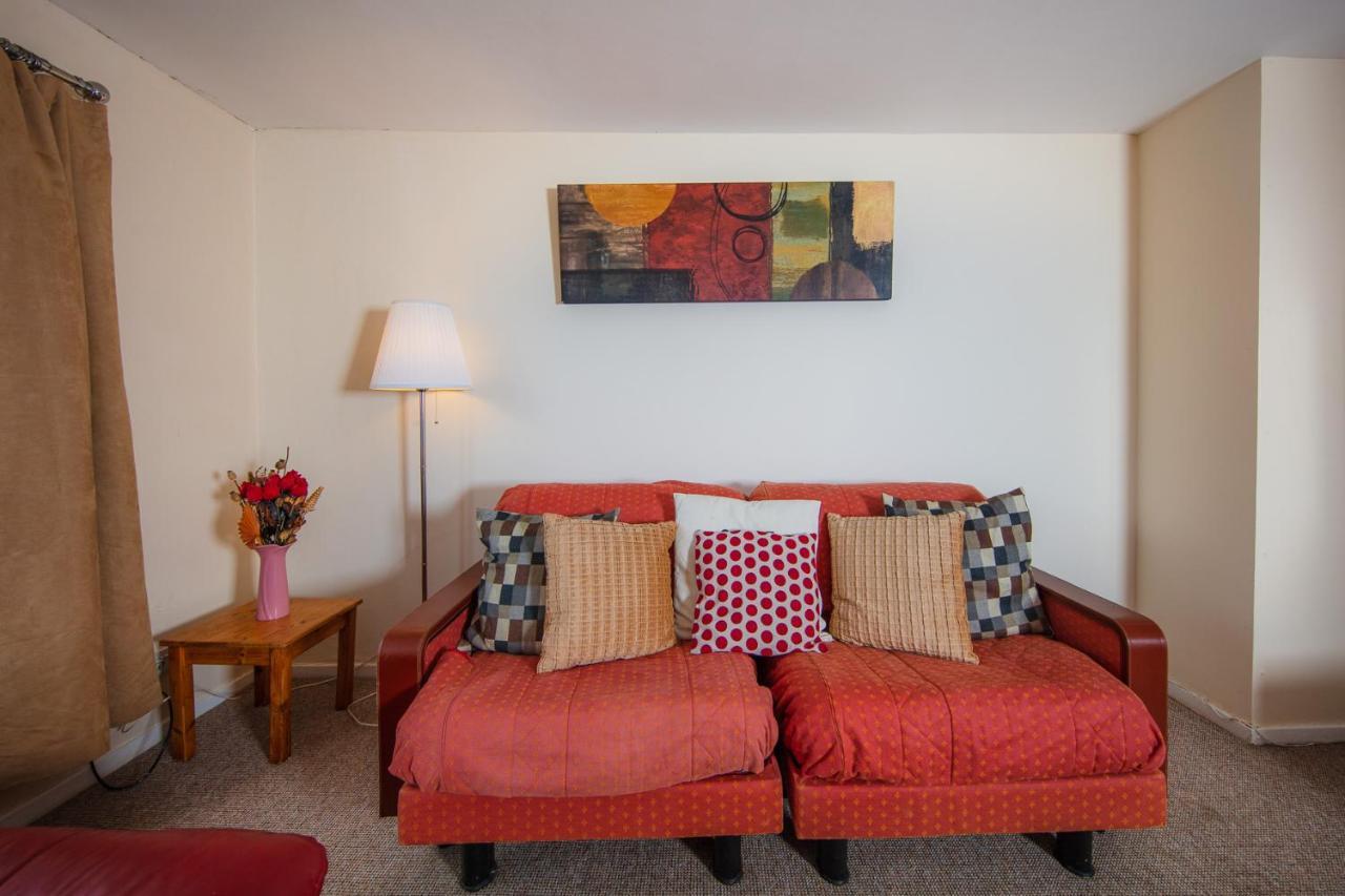 Fab Arthur Seat Views, Old Town Apartment Edinburgh Exterior photo